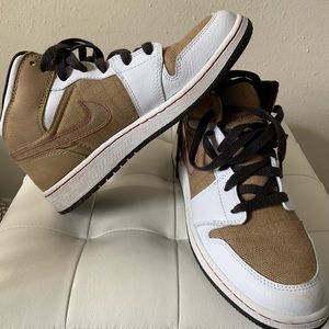 Air Jordan 1